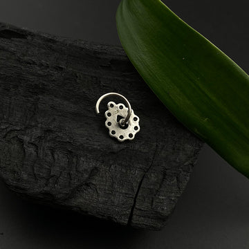 Zircon & Emerald Drop Nose Pin